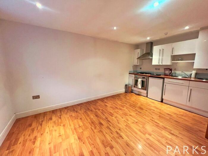 1 Bedroom Apartment To Rent In Upper Gardner Street, Brighton, East Sussex, BN1