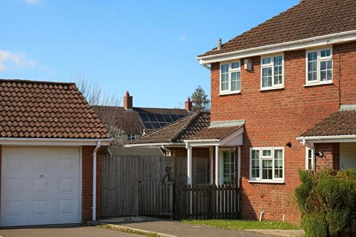 2 Bedroom Semi-Detached House For Sale In Pipers Ash, Ringwood, BH24