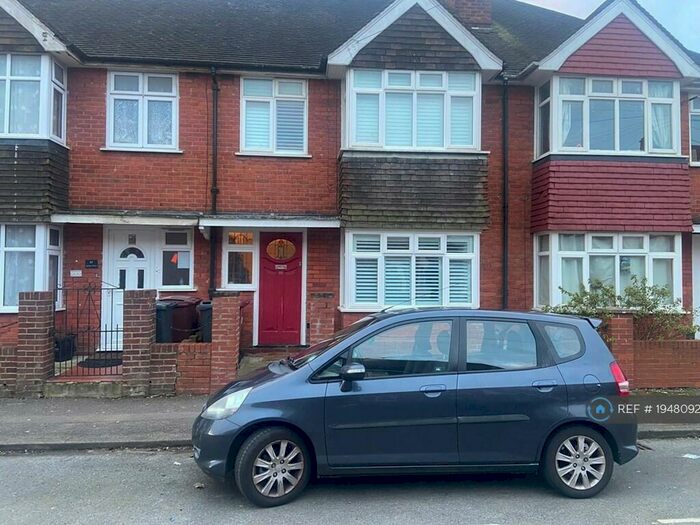 3 Bedroom Terraced House To Rent In Reading, Reading, RG30
