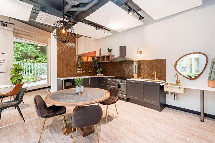 Studio To Rent In Moulsecoomb Way, Brighton, BN2