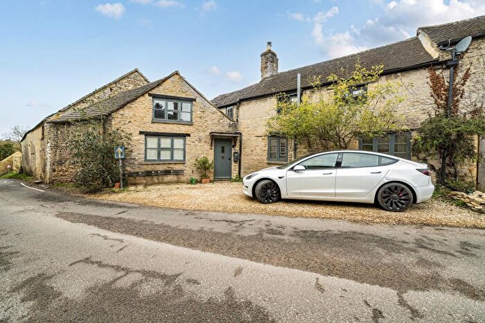 3 Bedroom Cottage For Sale In Black Fire Cottage, Islip, OX5