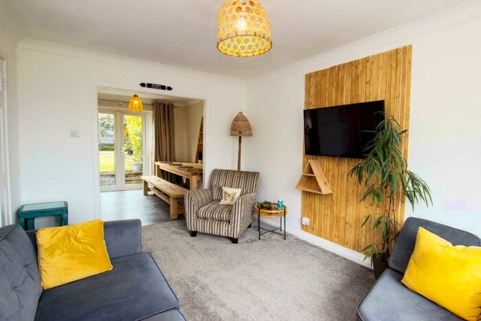 3 Bedroom Semi-Detached House To Rent In Avondale Road, Darwen, BB3