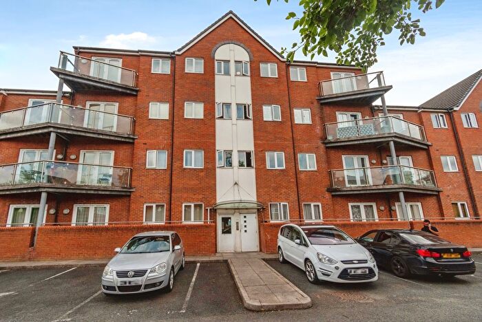 1 Bedroom Flat For Sale In Waterfront Way, Walsall, West Midlands, WS2
