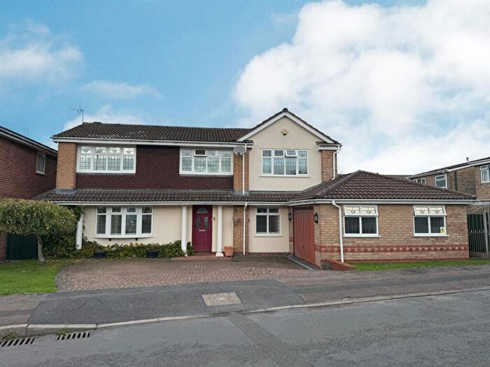 5 Bedroom Detached House To Rent In Welland Close, Mickleover, Derby, DE3