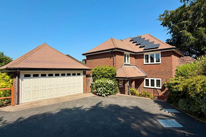 5 Bedroom House For Sale In Hethersett Close, Reigate, RH2