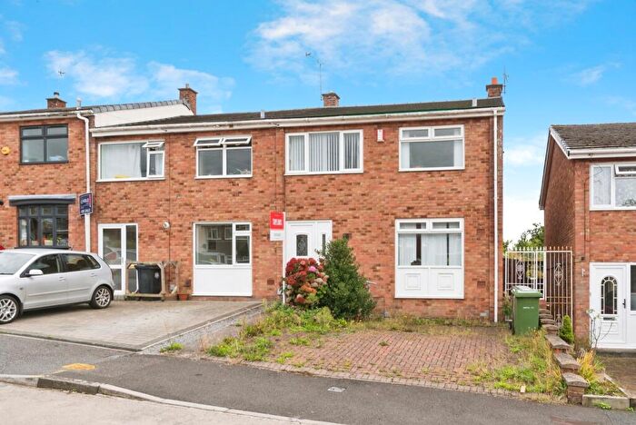 3 Bedroom End Of Terrace House For Sale In Clayfield Road, Bristol, BS4