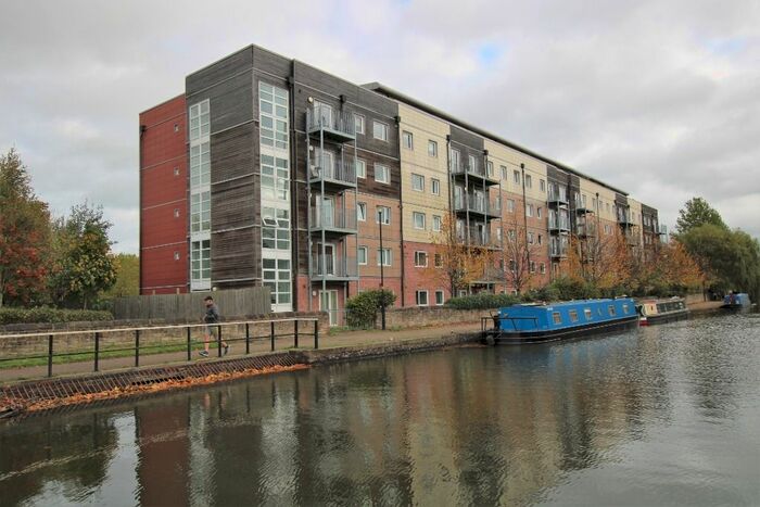 2 Bedroom Flat To Rent In Wharfside, Heritage Way, Wigan, WN3
