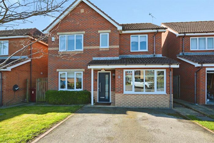 4 Bedroom Detached House For Sale In Oak Tree Walk, Crowle, Scunthorpe, DN17