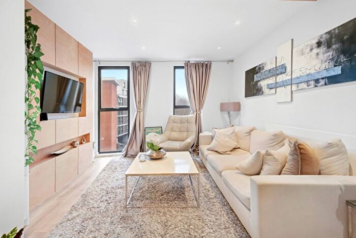 1 Bedroom Flat To Rent In Grange Road, Bermondsey, SE1