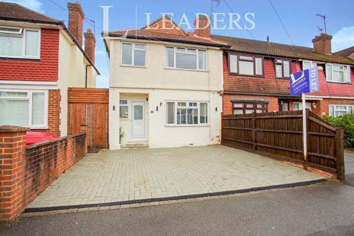 3 Bedroom Terraced House To Rent In Rydens Way, GU22