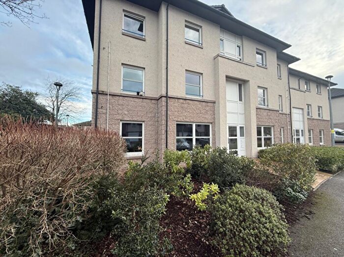 2 Bedroom Flat For Sale In Bishops Park, Ballifeary, Inverness., IV3