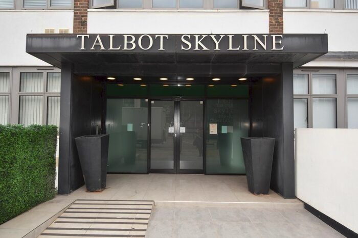 2 Bedroom Flat To Rent In Talbot Skyline, - Imperial Drive, Harrow, Greater London, HA2