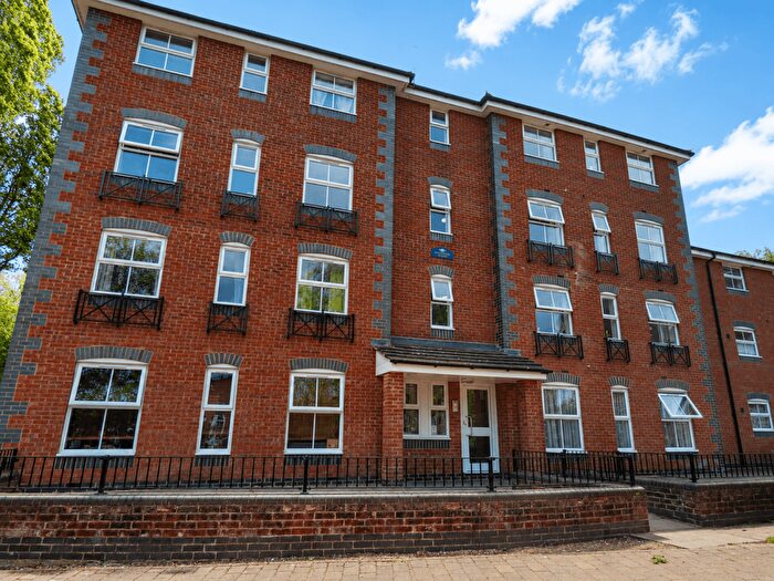 1 Bedroom Flat To Rent In Drapers Fields, Canal Basin, Coventry, CV1