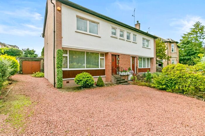3 Bedroom Semi-Detached House For Sale In East Kilbride Road, Clarkston, G76