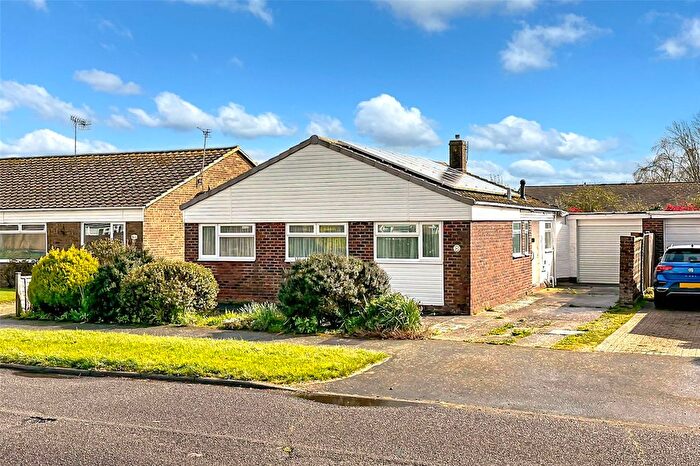 2 Bedroom Bungalow For Sale In The Winter Knoll, Littlehampton, West Sussex, BN17