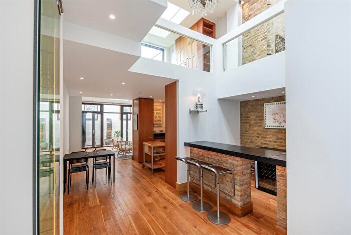 2 Bedroom Terraced House To Rent In Tadema Road, Chelsea, London, SW10