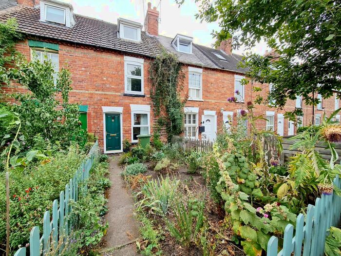 2 Bedroom Terraced House To Rent In Otters Cottages, LN5