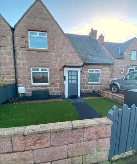3 Bedroom Semi-Detached House For Sale In West Road, Peterhead, AB42
