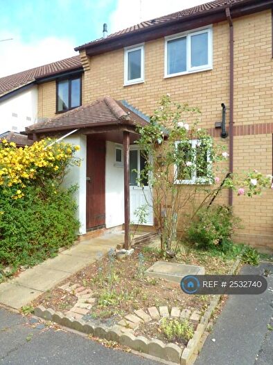 2 Bedroom Terraced House To Rent In Woodpecker Way, Northampton, NN4
