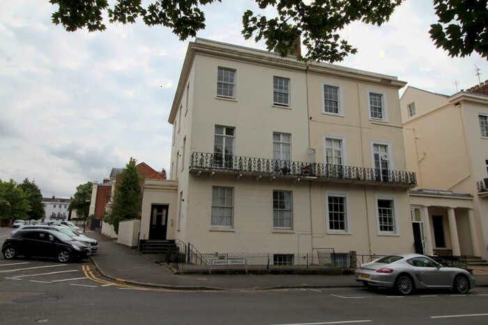 Studio To Rent In Beauchamp Hill, Leamington Spa, CV32
