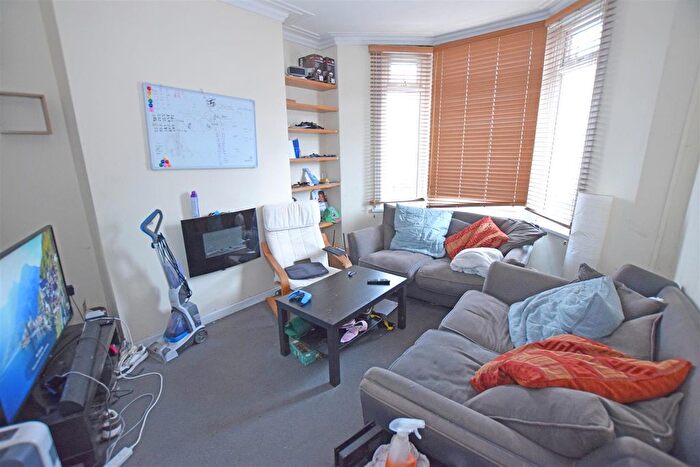 4 Bedroom Terraced House To Rent In Manor Street, Heath, Cardiff., CF14