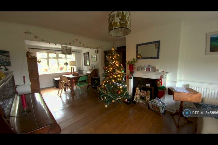 4 Bedroom Terraced House To Rent In Hermitage Road, London, SE19