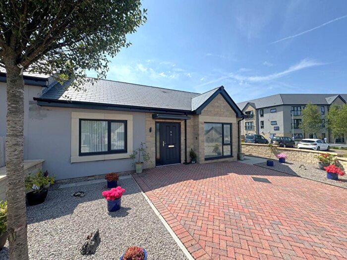 2 Bedroom Semi-Detached Bungalow For Sale In Castlestead Close, Oxenholme, LA9