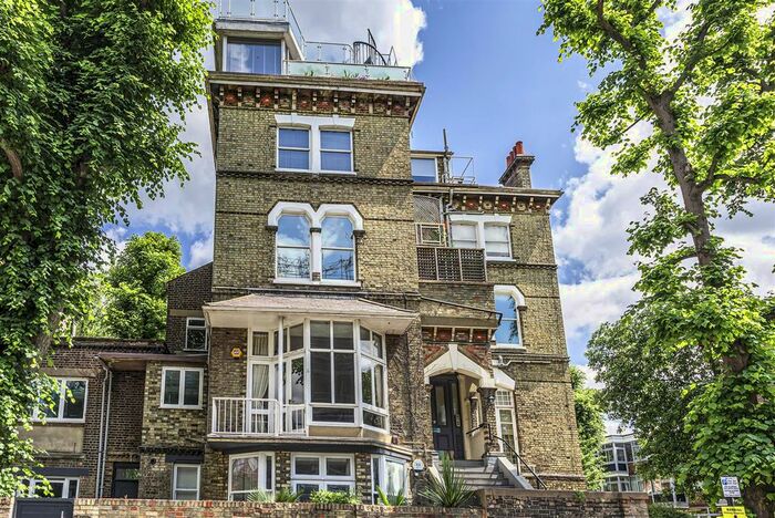 2 Bedroom Flat For Sale In Fitzjohn's Avenue, Hampstead Village, NW3