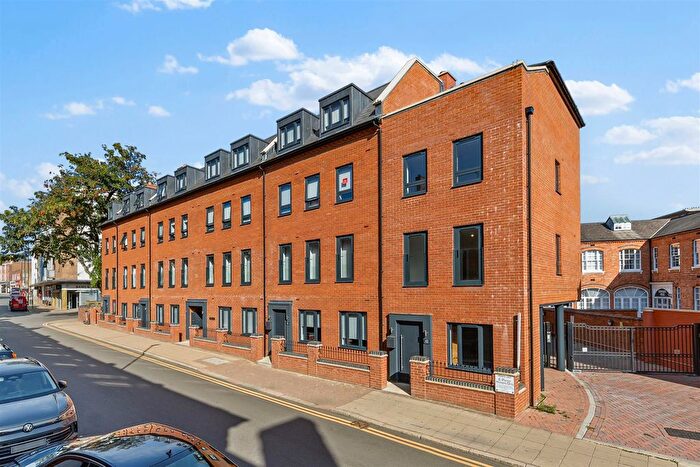 4 Bedroom End Of Terrace House For Sale In Derngate, Town Centre, NN1