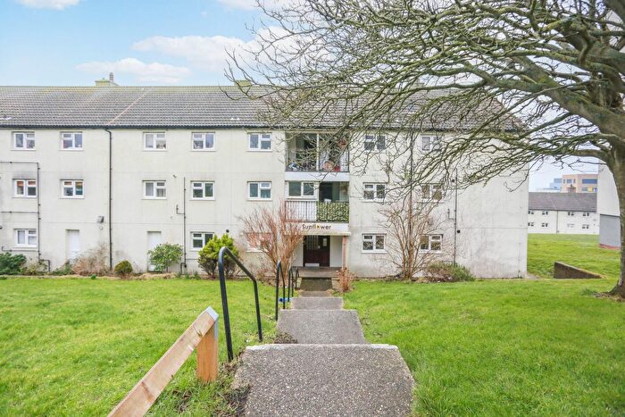 2 Bedroom Flat To Rent In Donald Hall Road, Brighton, BN2