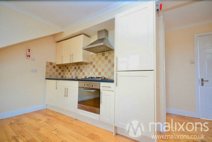 2 Bedroom Flat To Rent In Warrington Road, Croydon, CR0