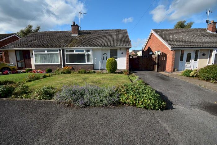 3 Bedroom Bungalow To Rent In Pant Lane, Gresford, Wrexham, LL12