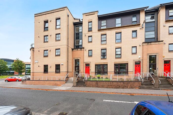 2 Bedroom Flat For Sale In Naburn Gate, Flat /, New Gorbals, Glasgow, G5