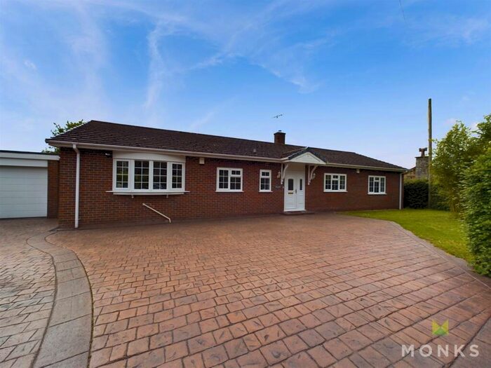 4 Bedroom Detached Bungalow For Sale In Castle Road, Chirk, Wrexham, LL14