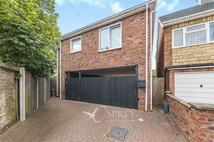 2 Bedroom Flat To Rent In Brewster Avenue, Peterborough, Cambridgeshire, PE2