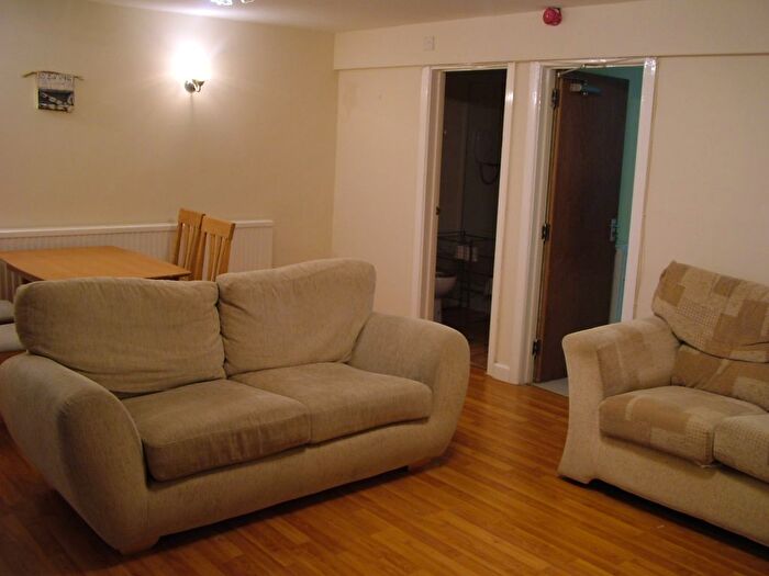 2 Bedroom Flat To Rent In Brunswick Street, Swansea, SA1