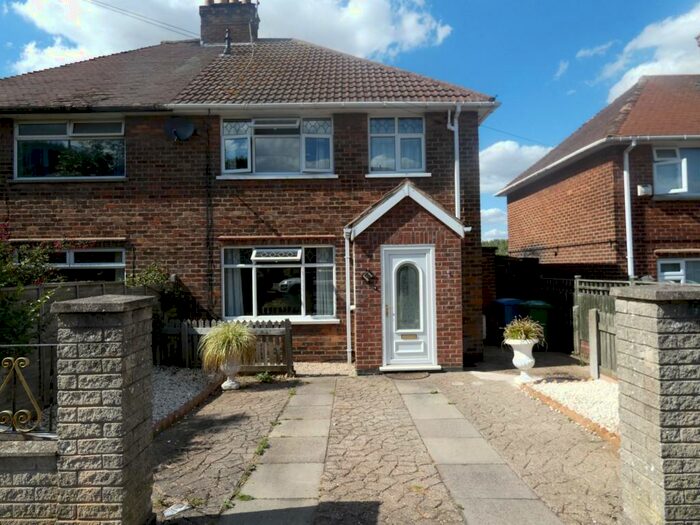 3 Bedroom Semi-Detached House To Rent In Williamson Street, Mansfield, NG19