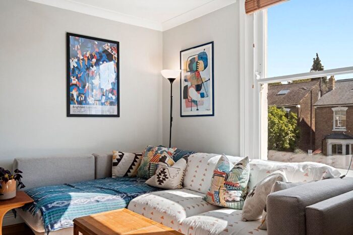 2 Bedroom Flat To Rent In Lordship Park, Lordship Park, N16