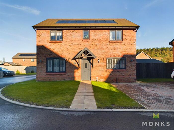 3 Bedroom Detached House For Sale In Fenham Drive, Nesscliffe, Shrewsbury, SY4