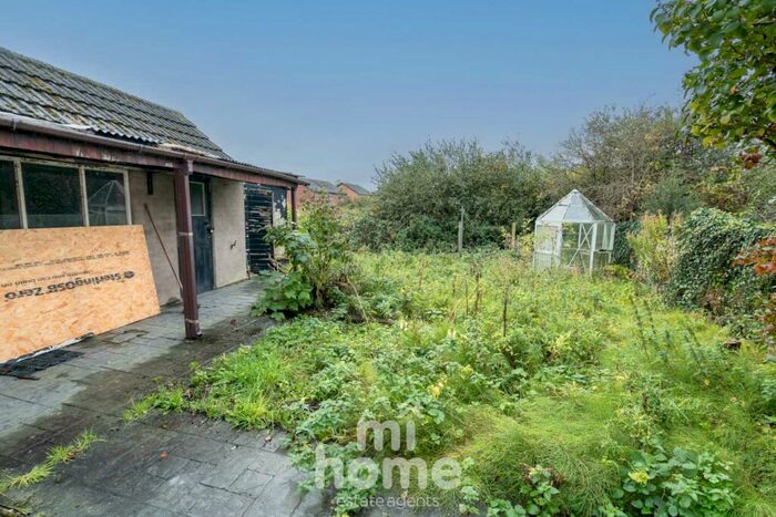 2 Bedroom Semi-Detached House For Sale In Beech Avenue, Warton, PR4