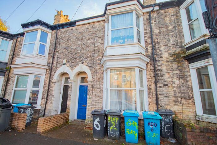 2 Bedroom Flat To Rent In Adderbury Grove, Hull HU5