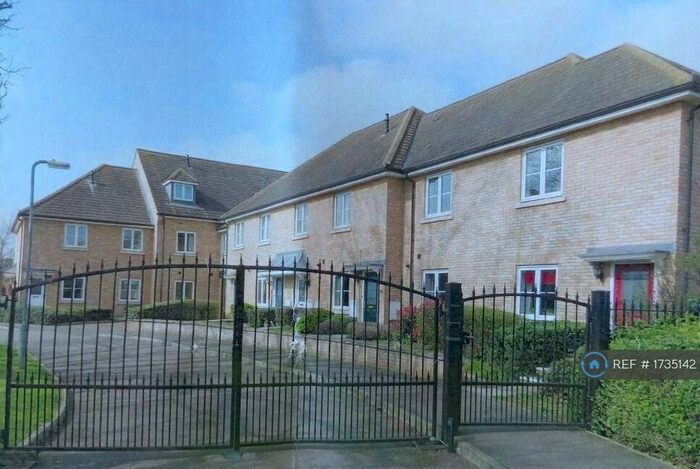 1 Bedroom Flat To Rent In Leas Close, St. Ives, PE27
