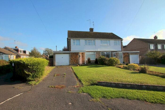 3 Bedroom Semi-Detached House For Sale In Church Croft, Roade, Northampton, NN7