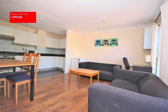 5 Bedroom Town House To Rent In Lockesfield Place, Isle Of Dogs E14, Canary Wharf, Isle Of Dogs,