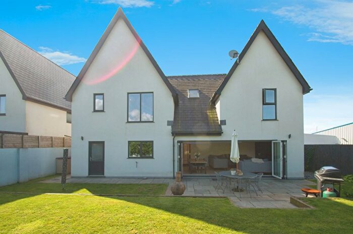 4 Bedroom Detached House For Sale In Laurel Court, Waterton, Bridgend, CF31