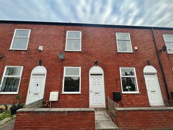 2 Bedroom Terraced House To Rent In Read Street West, Hyde, SK14