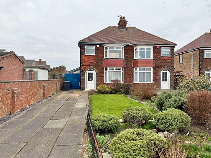 3 Bedroom Semi-Detached House For Sale In Bramhall Street, Cleethorpes, DN35