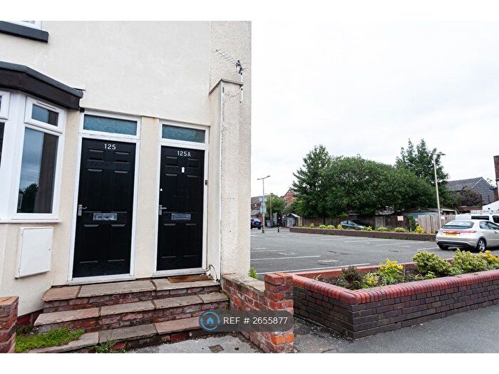 2 Bedroom Flat To Rent In Grenville Street, Stockport, SK3