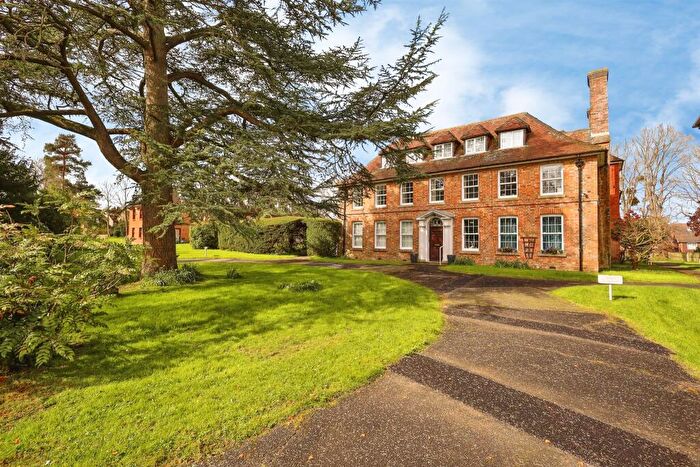 2 Bedroom Retirement Property For Sale In Delves Close, Ringmer, Lewes, BN8