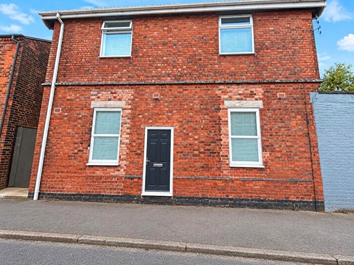 2 Bedroom Flat To Rent In Manvers Street, Netherfield, Nottingham, NG4